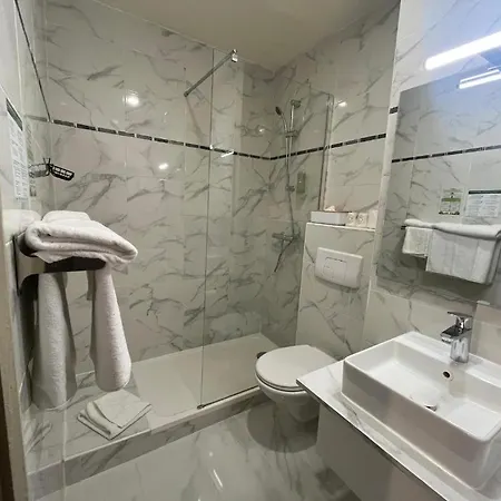 Hotel De Belfort 3*